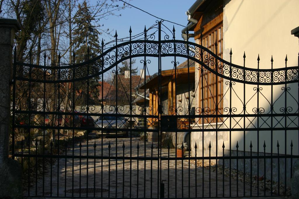 Karádi-Berger Vendégház Erdőbénye Camera foto